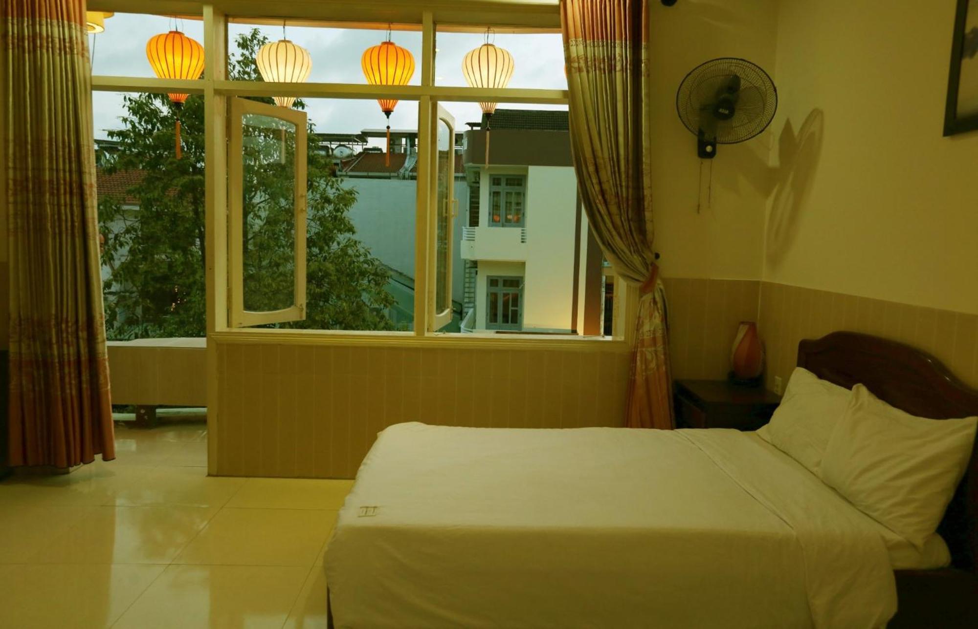 Minh Quang Hotel Hội An Buitenkant foto
