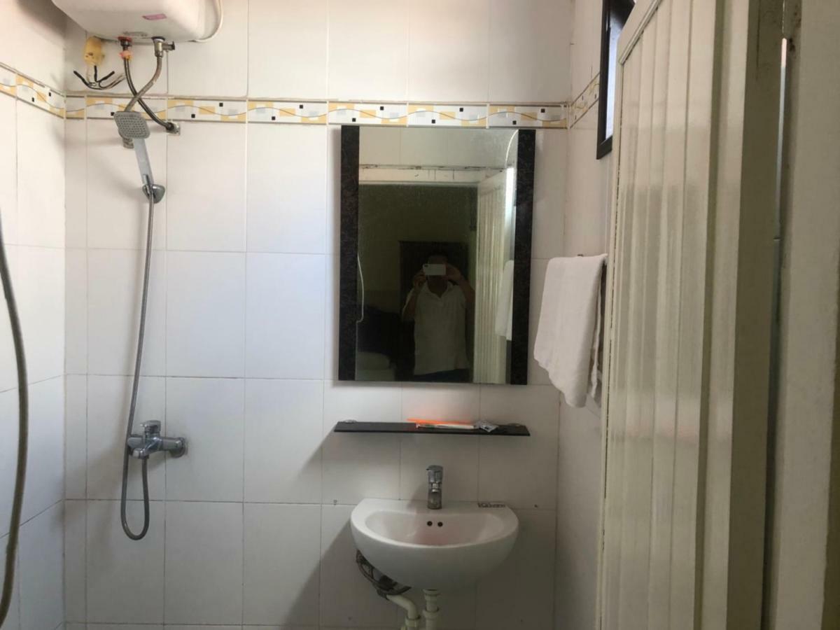 Minh Quang Hotel Hội An Buitenkant foto